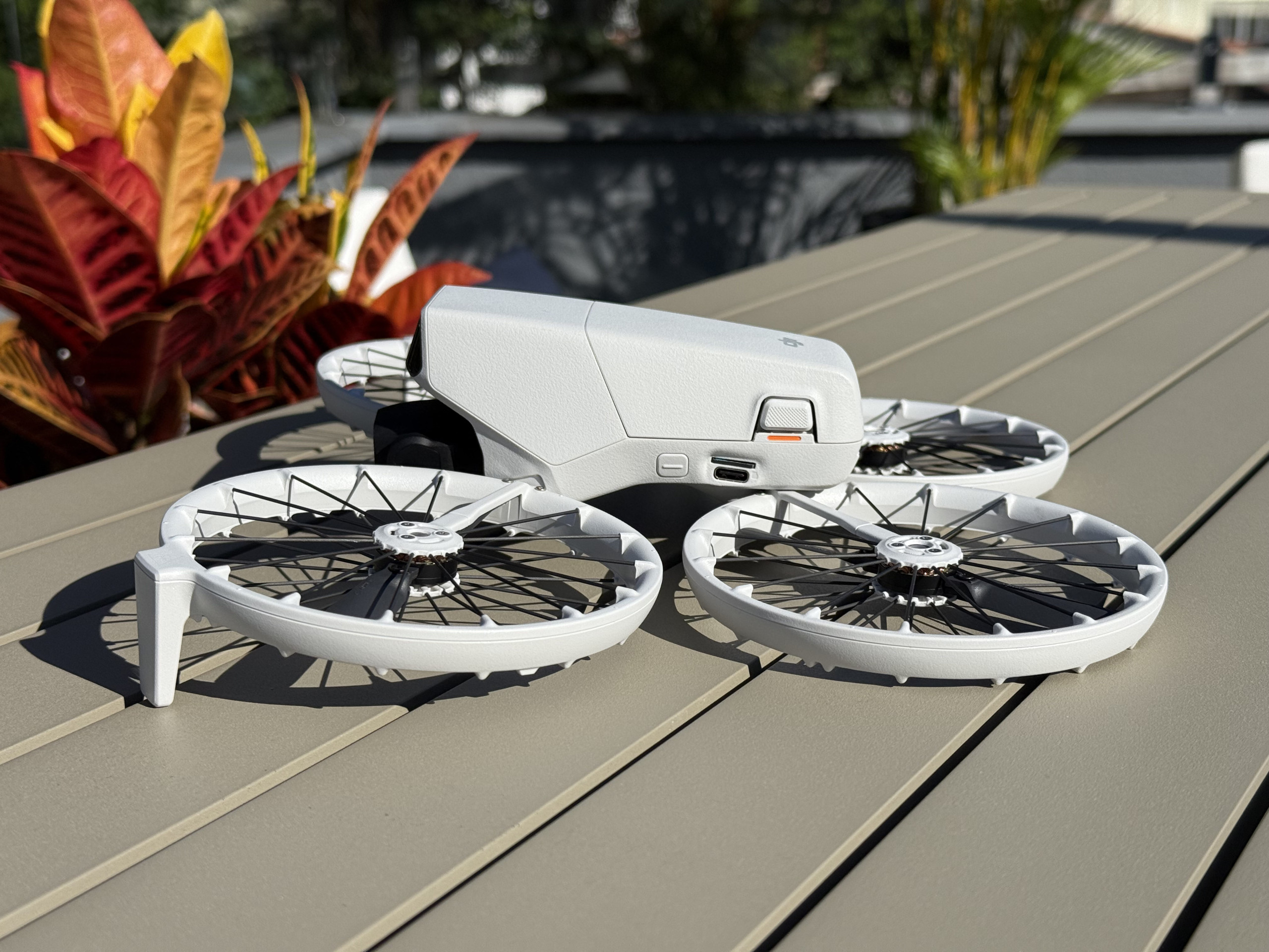 DJI Voltear