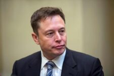 Elon Musk tendrá que proporcionar correos electrónicos de Tesla y SpaceX en acción contra Apple y OpenAI – MacMagazine