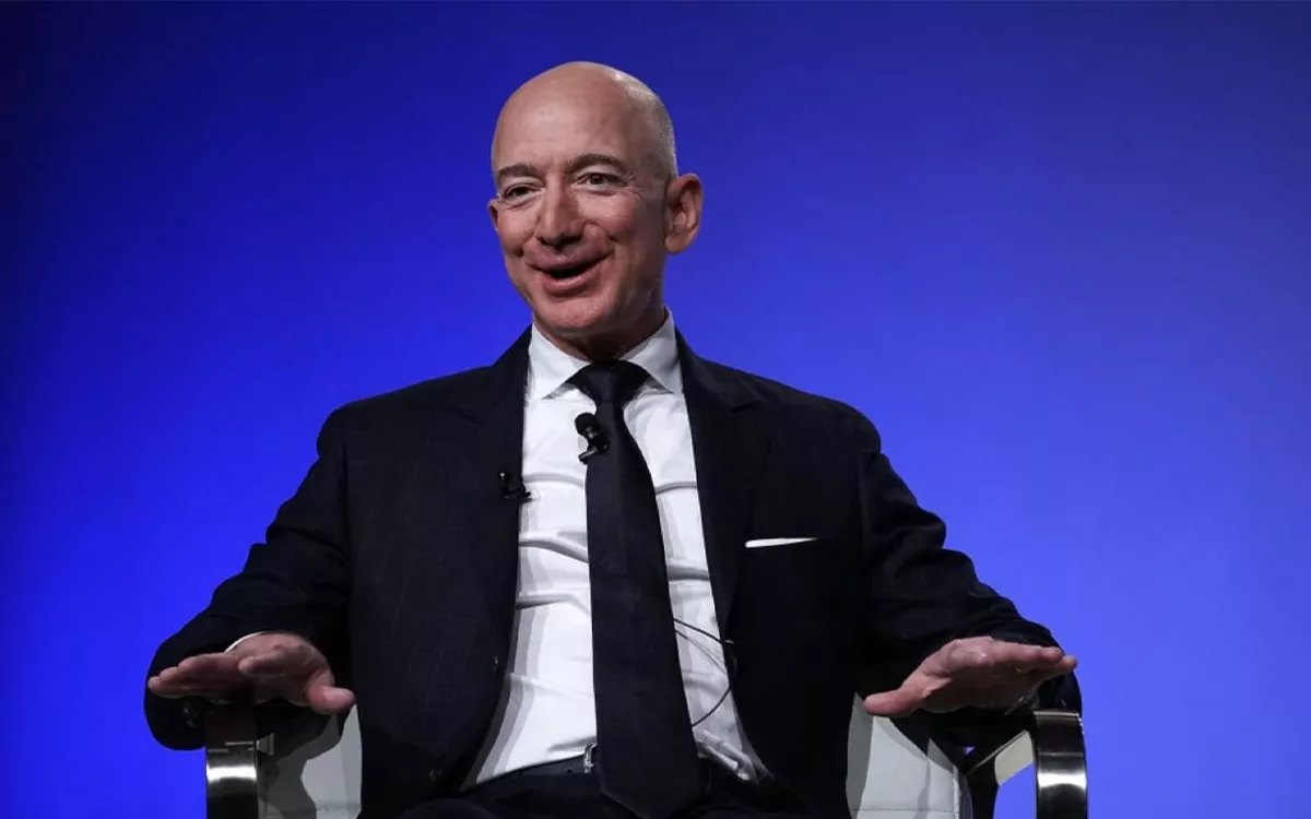 Jeff Bezos / Bezos Amazon / Bezos bitcoin / meta bezos