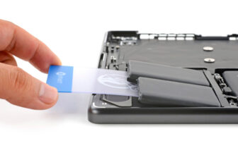 Apple facilita el cambio de batería en el nuevo MacBook Pro con chip M5