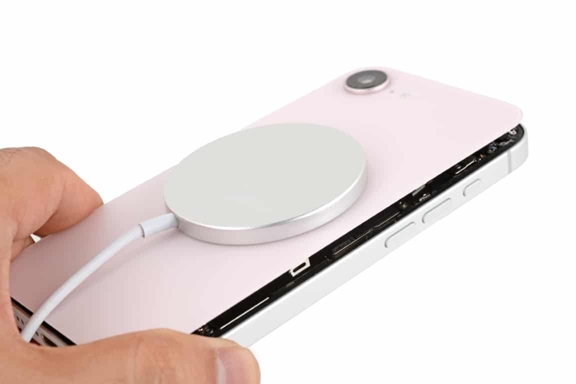 Desmontaje del iPhone 17e