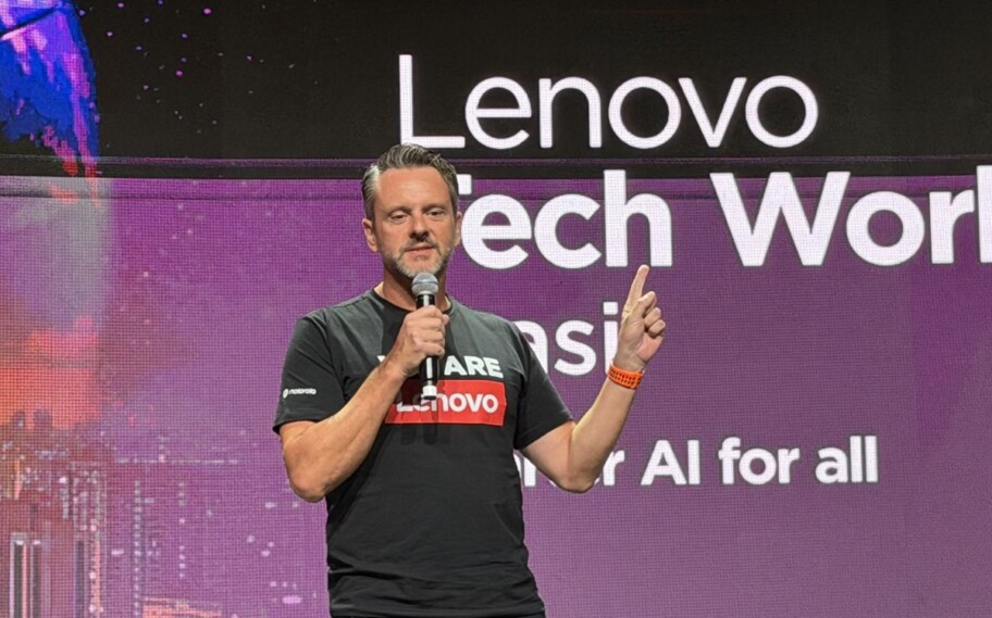 Mundo tecnológico de Lenovo | Motorola apuesta por la línea premium con IA integrada para 2026