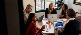 Apple todavía no sabe qué quiere ser en el mundo empresarial – MacMagazine