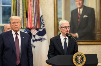 Donald Trump, Sam Altman y otros líderes honran a Tim Cook – MacMagazine