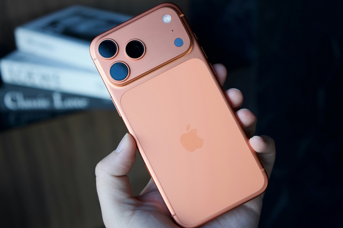 Apple estaría comprando toda la DRAM disponible para aplastar a sus competidores