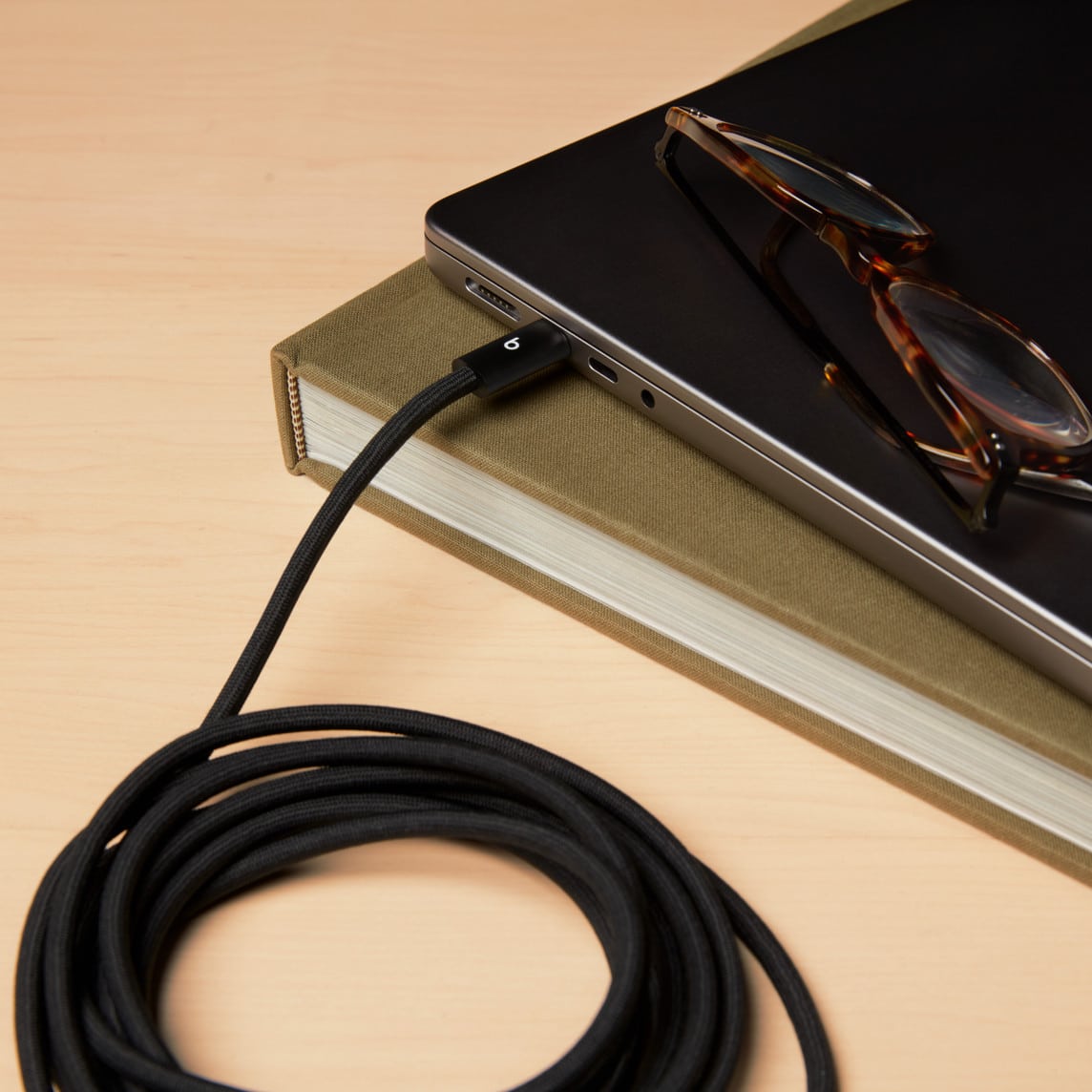 Cable trenzado Beats USB‑C a USB‑C