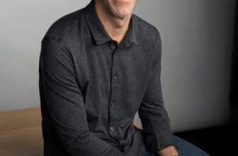 John Ternus dice que Apple «está a punto de cambiar el mundo otra vez» – MacMagazine