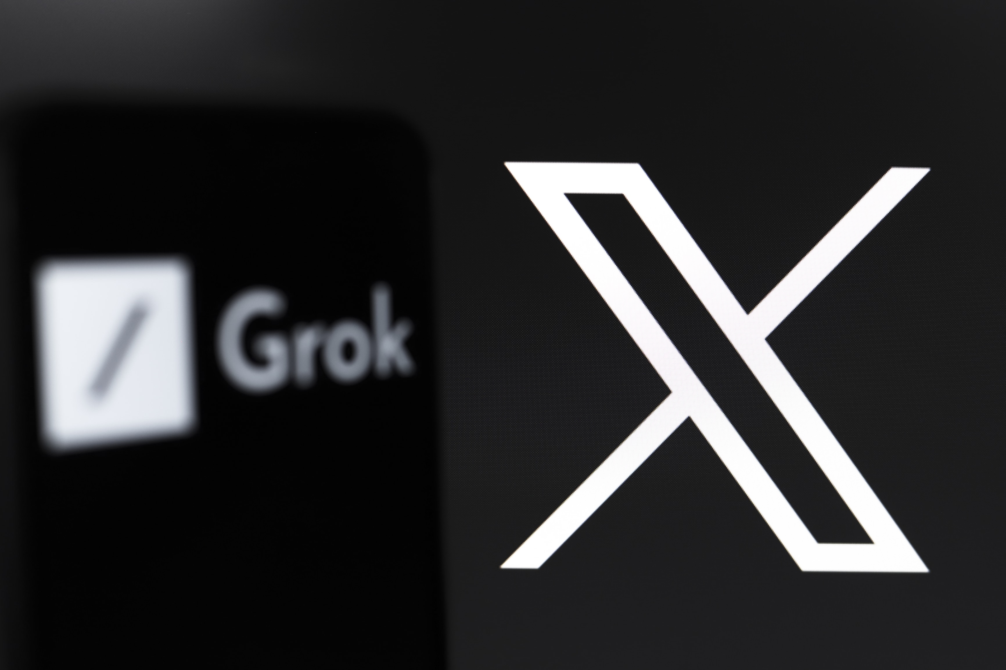 Logotipos de Grok y X