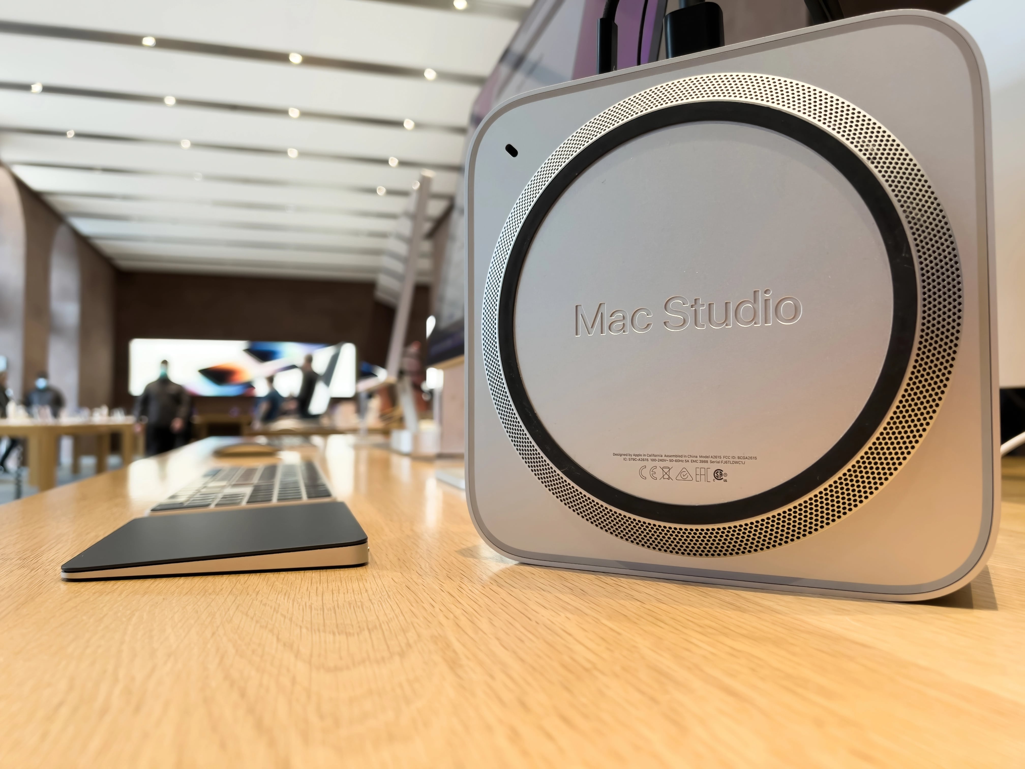 Mac Studio en la Apple Store