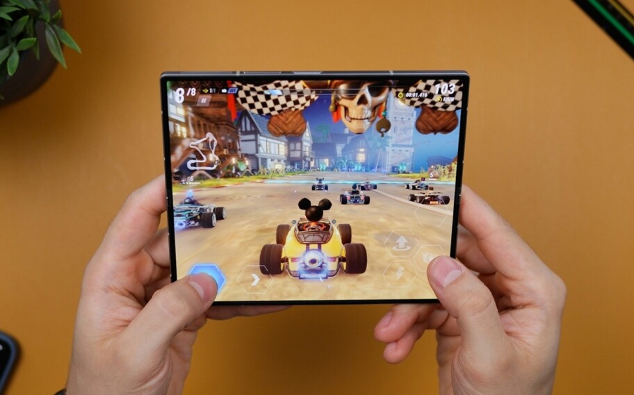 Android 17 convierte los móviles plegables en videojuegos portátiles con un nuevo modo gamer