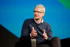 Tim Cook negocia acuerdo con la Unión Europea sobre Siri AI – MacMagazine
