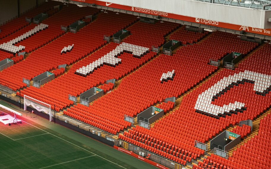 El Liverpool podría hacerse con Jeff Bezos como inversor en una oferta por el 30% del club