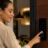 El color cereza vuelve a aparecer en los nuevos dummies «iPhones 18 Pro» – MacMagazine
